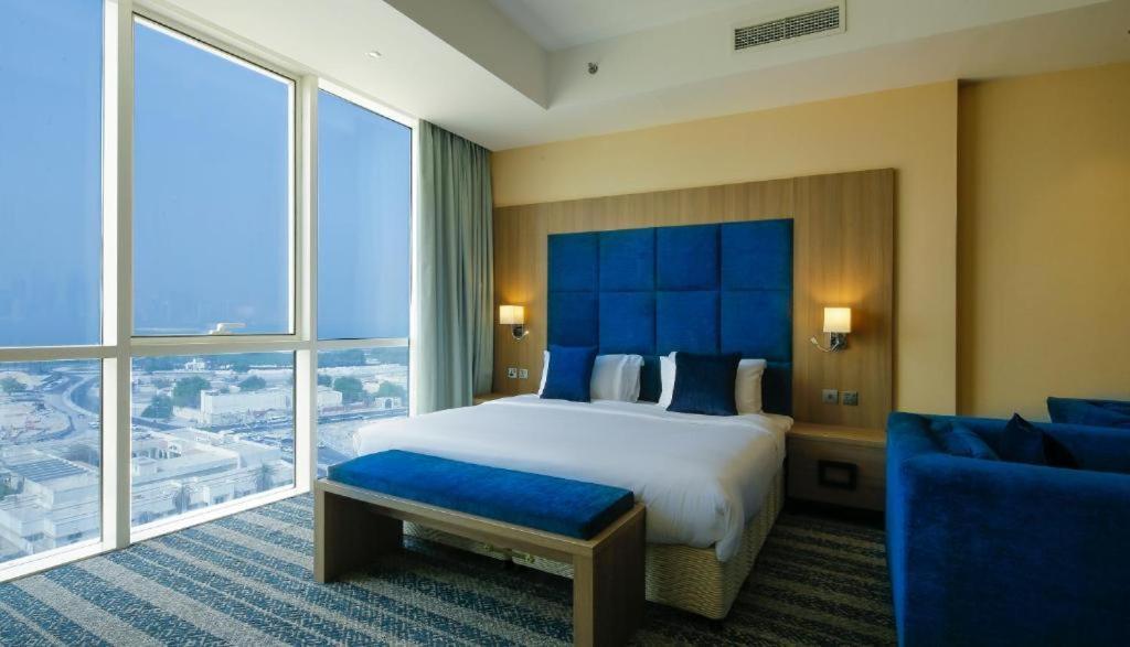 The Castle Premium Hotel Doha Buitenkant foto