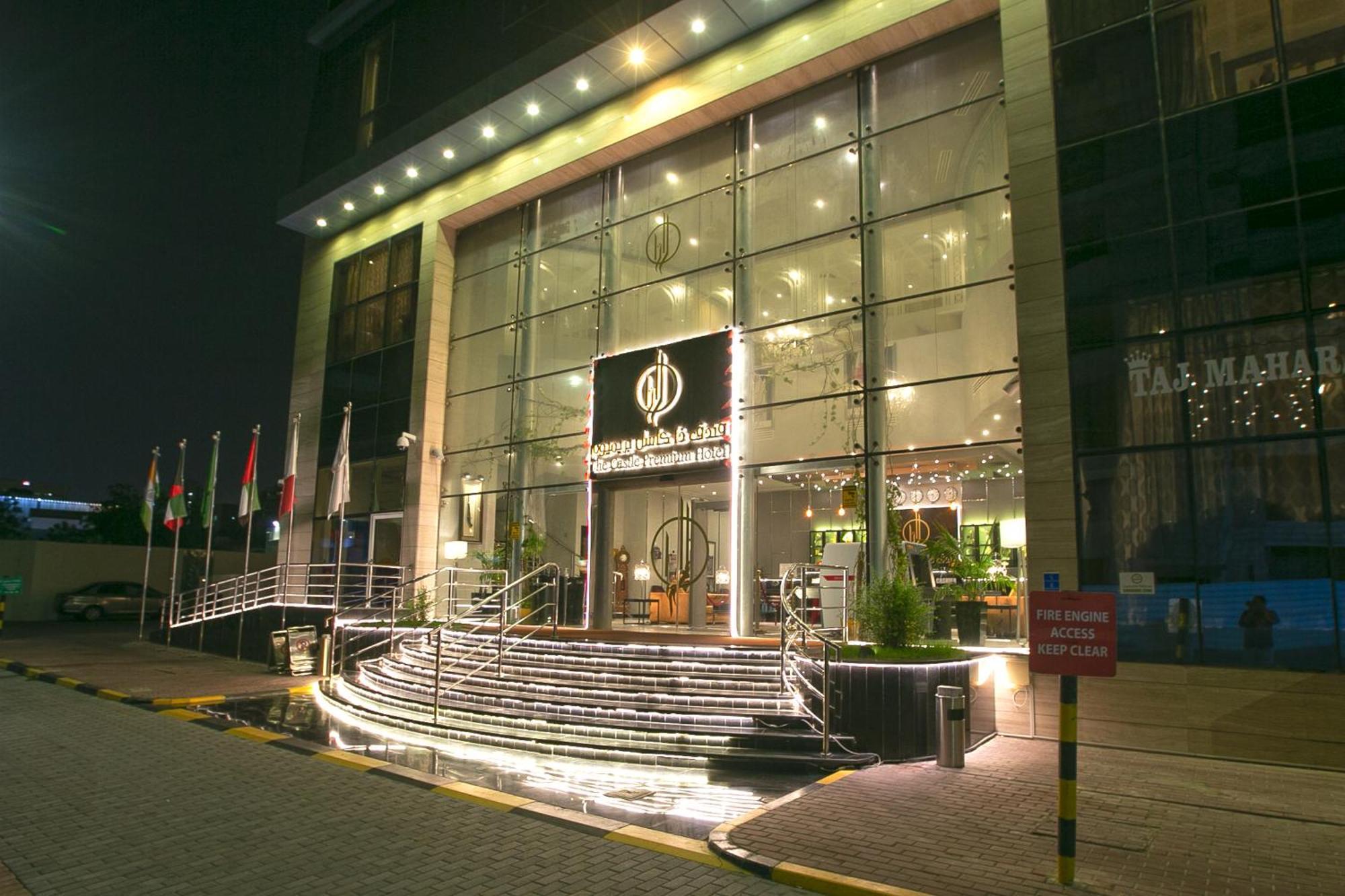 The Castle Premium Hotel Doha Buitenkant foto